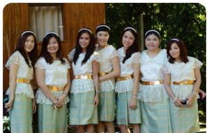 ชุดไทยเพื่อนเจ้าสาว เช่าที่แบมบี้ เวดดิ้ง ห้วยขวาง